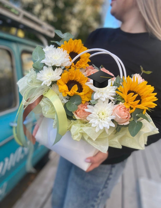 Grad Flower Bag